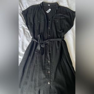 Black Old Navy button down dress